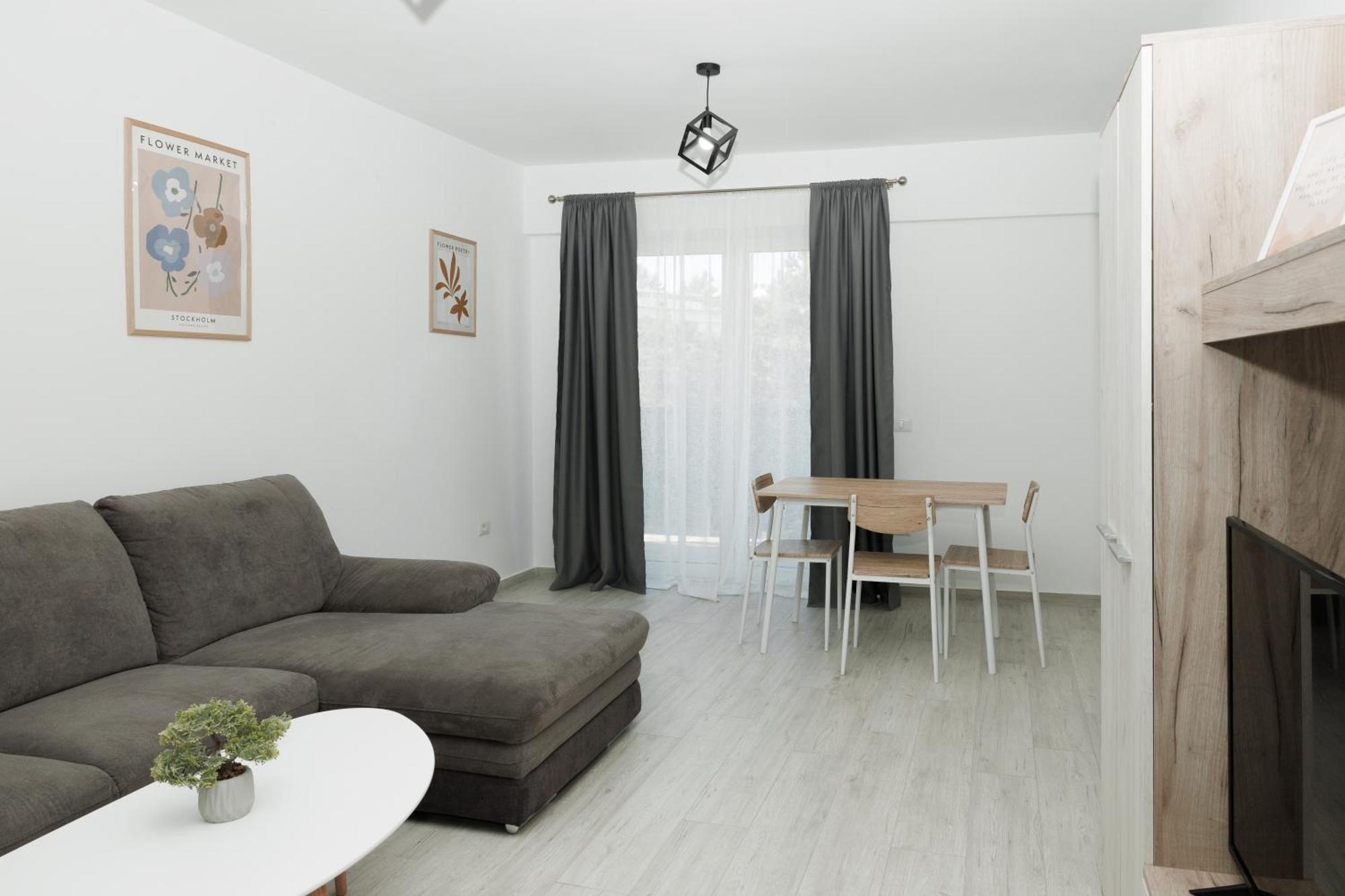 Cozy Aparthotel K Suceava Eksteriør bilde